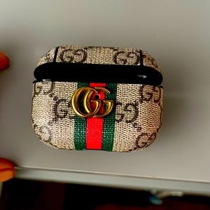 Gucci AirPod pros case